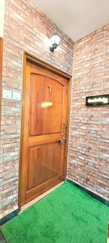 CASA FREDNA
