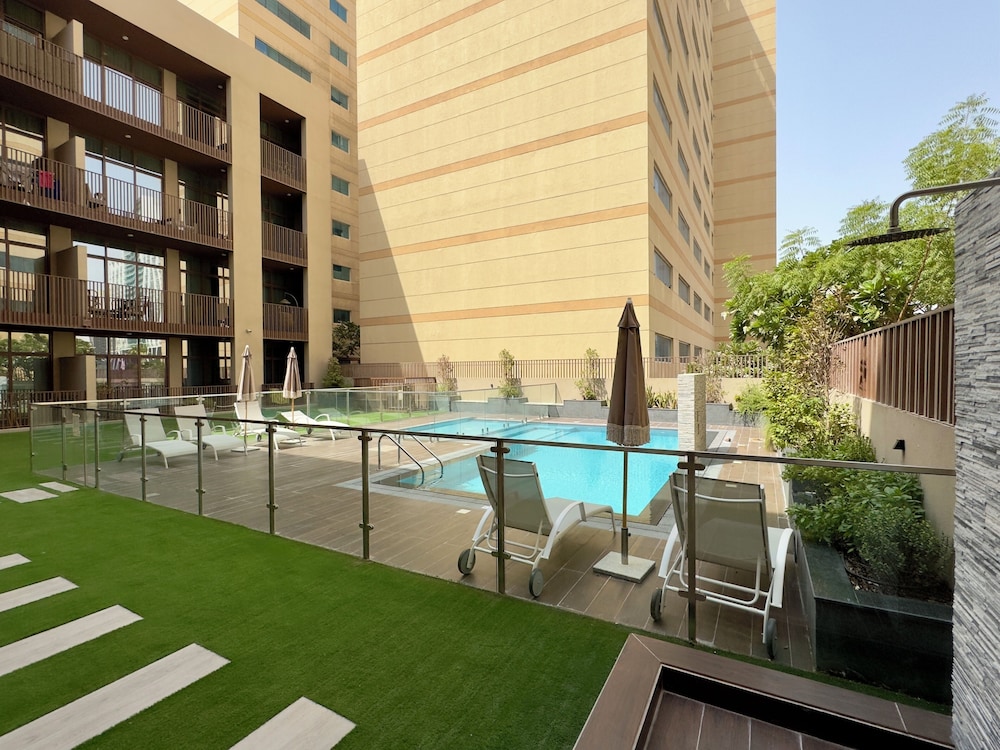 Brand New Stylish Unit near Circle Mall
