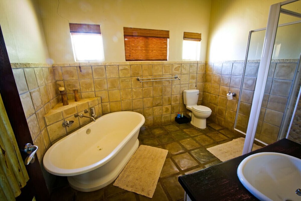 Otjiwa Safari Lodge