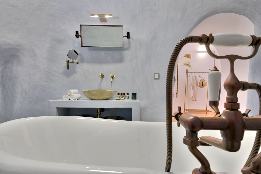 Namaste Suites by Oias Local Cavehouses