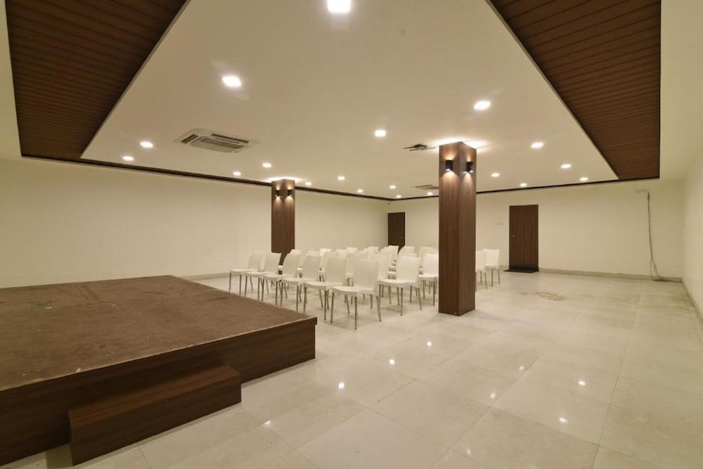meeting & event spaces