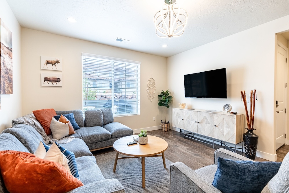 Zi-on The Prize 3 Bedroom Townhouse