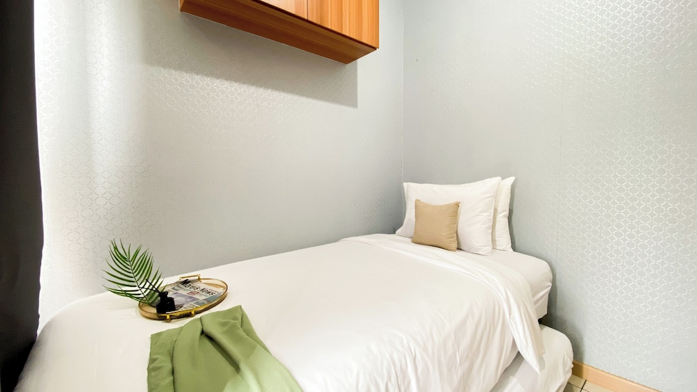 Scenic 2Br Apartment At M-Town Residence