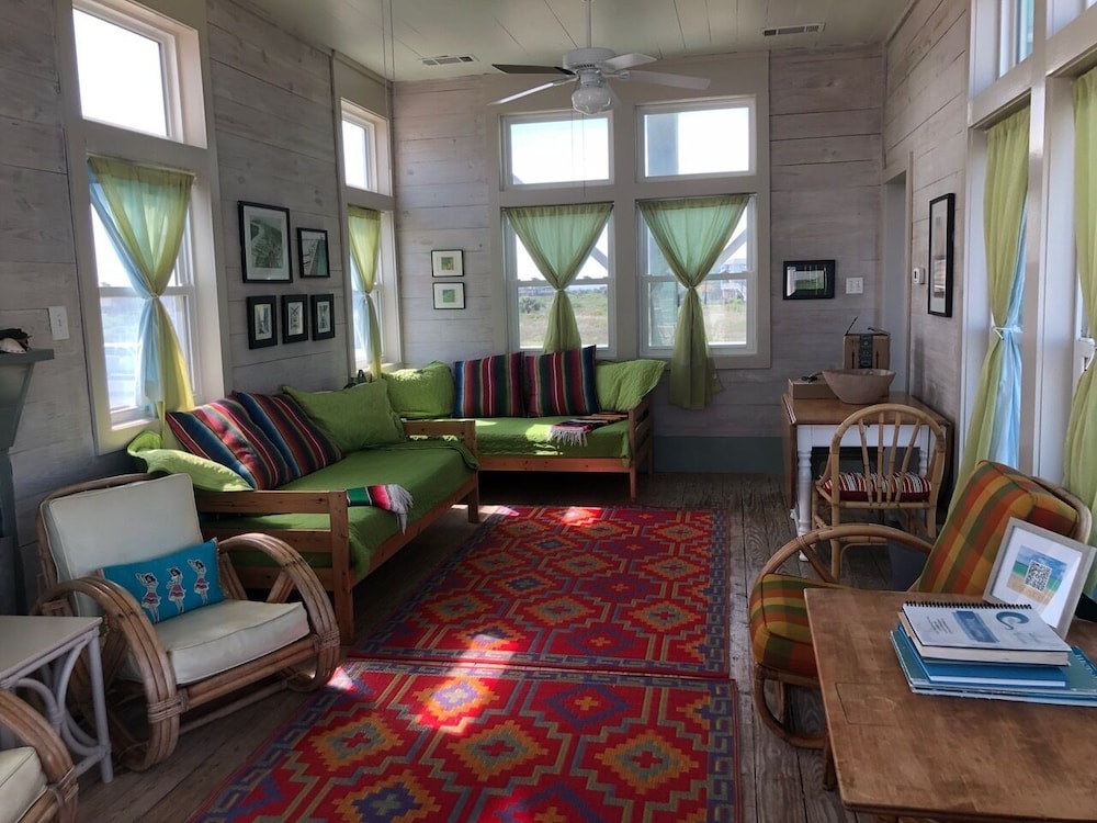 Beachfront Melody by Ryson Vacation Rentals