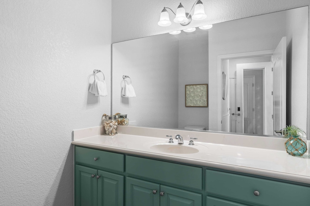Southfields Retreat 4BR Getaway Near Laguna Beach, Carillon & Pier Park