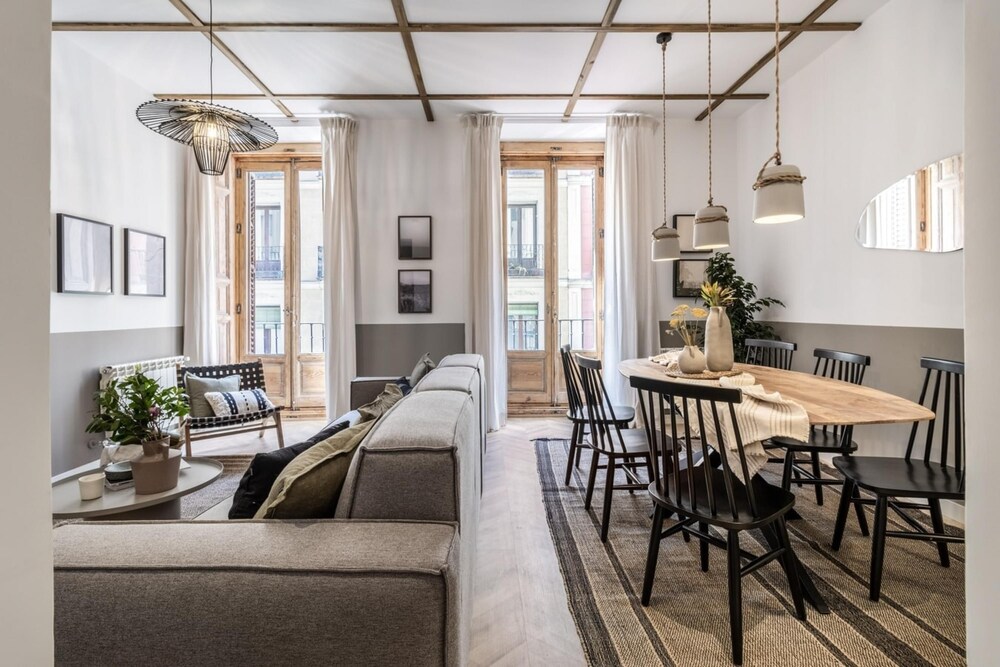 Baquo - 4 Bedrooms in Malasa a
