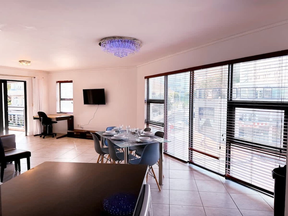 Spacious 1 Bedroom Apartment Atlantica Seapoint