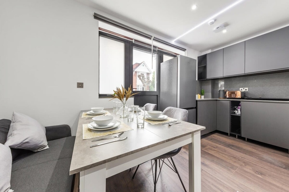 Luxury Studio Suite Near Euston Central London