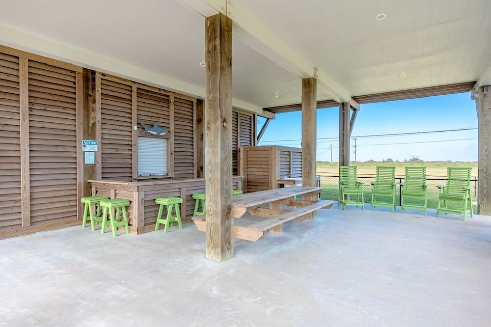 Sunkissed Castle 4 Bedroom Home