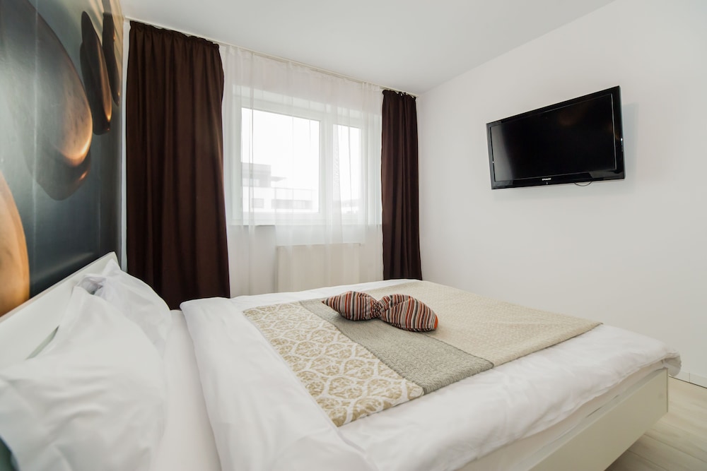 Remarkable Apart in Brasov/free Wif/lux Mattres/ view 3