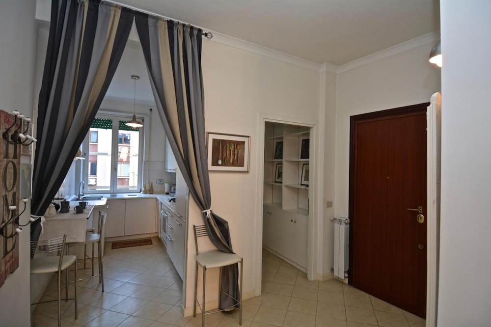 Vatican Corner Family Apartment - Vatican Corner Family
