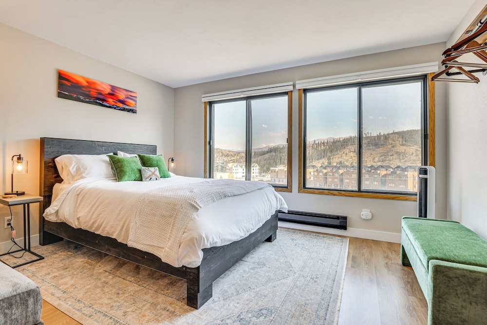 Walk to Dtwn: Winter Park Studio w/ Hot Tub Access