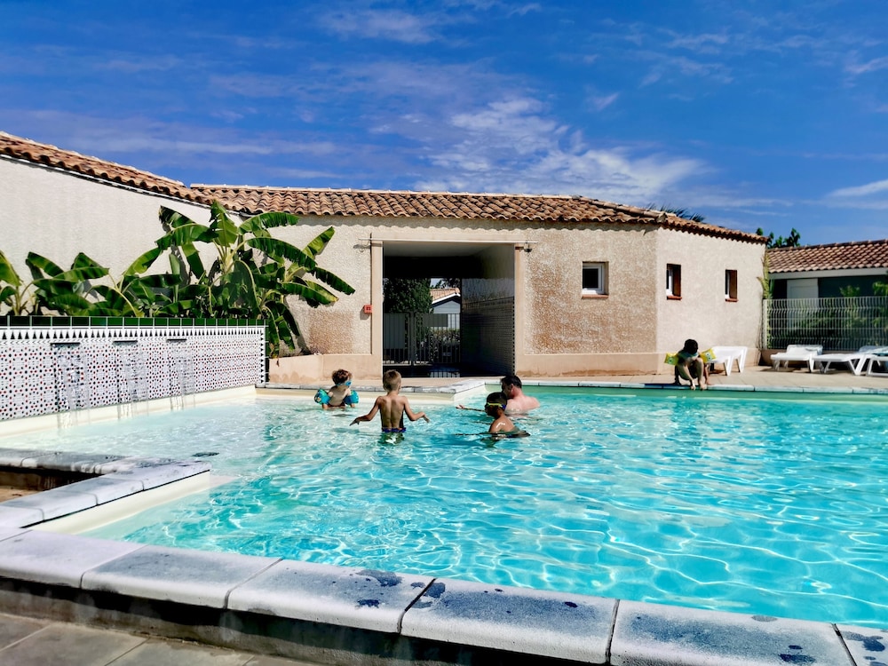 Camping Hameau Des Cannisses