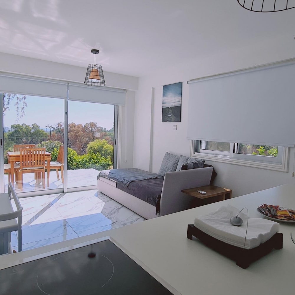16 PRO - Stay Monte Elias Apartment