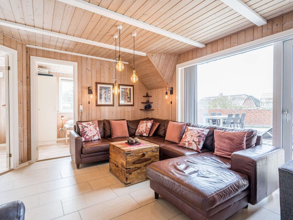 8 Person Holiday Home in Blavand