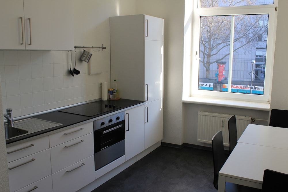 Frankfurt Vacations - FreddApp One - Property Image 11