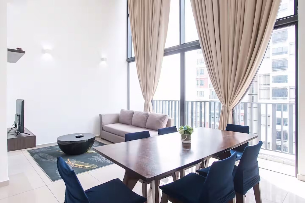 I City Luxury Condo Shah Alam Smarthome
