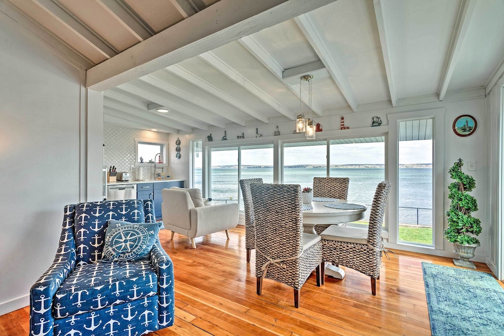 Waterfront Portsmouth Cottage: 8 Mi. From Newport!