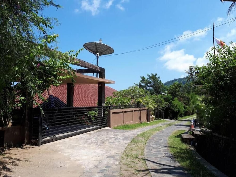Aomi Villa