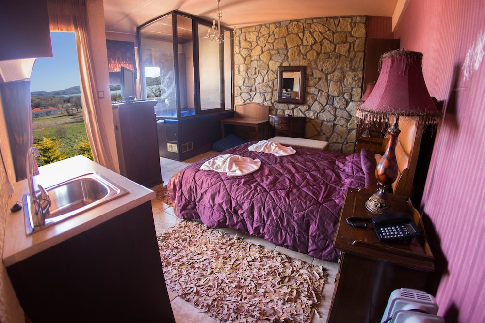 Silva Suites
