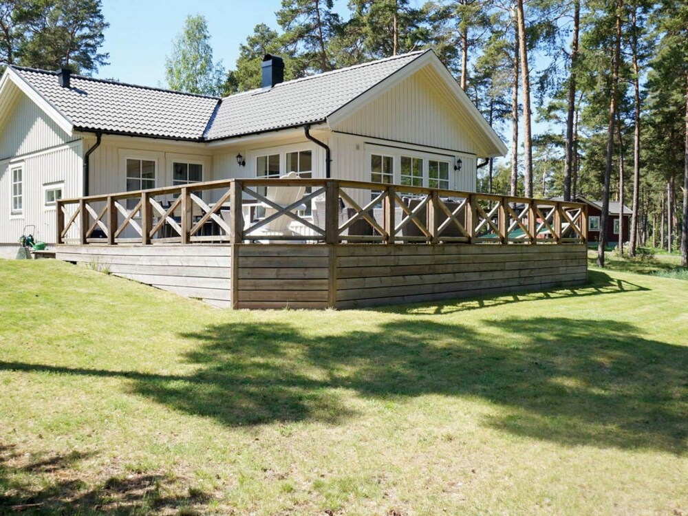 5 Person Holiday Home in Monsteras