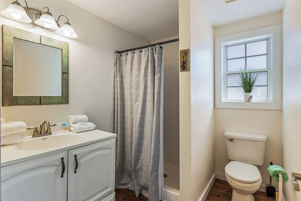 Serenity Shores by Southern Vacation Rentals