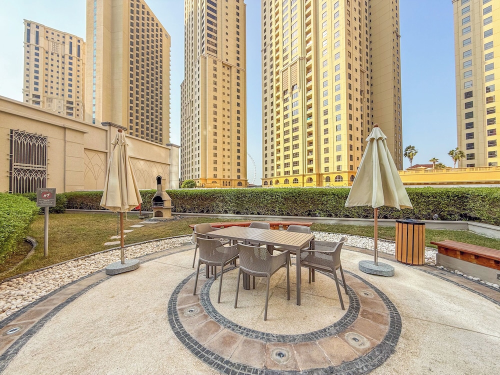 Excellent Panoramic 1BR at Attessa