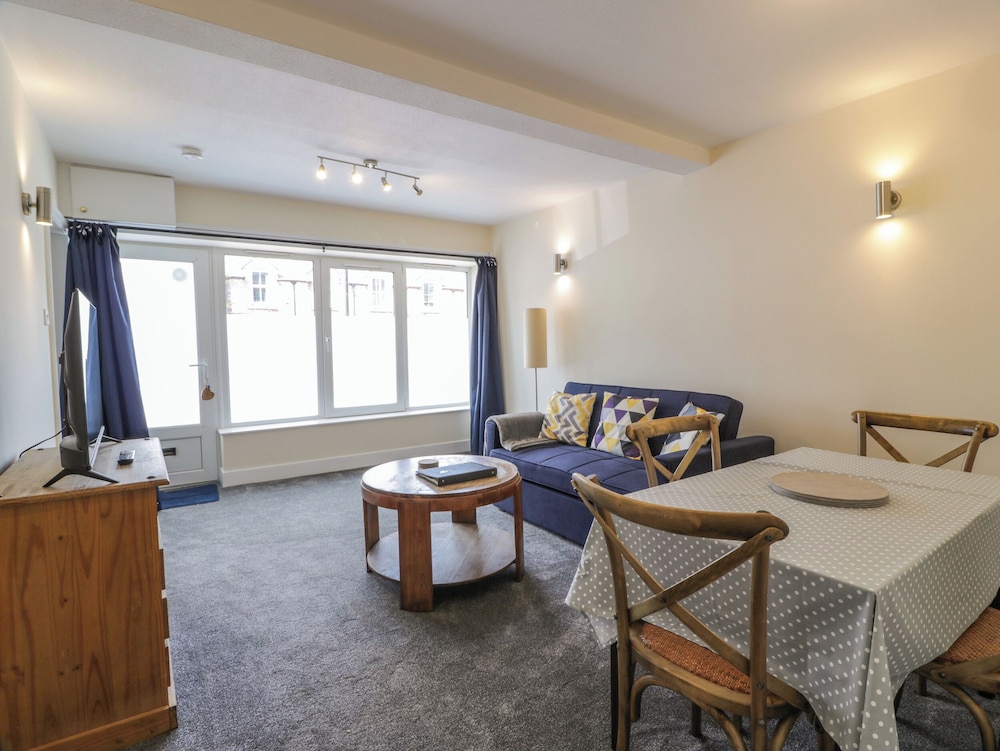 West Morton Suite
