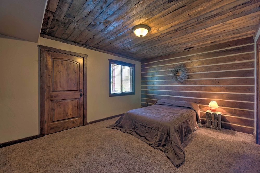 Secluded Sterling Abode: Near Palisade State Park! view 3