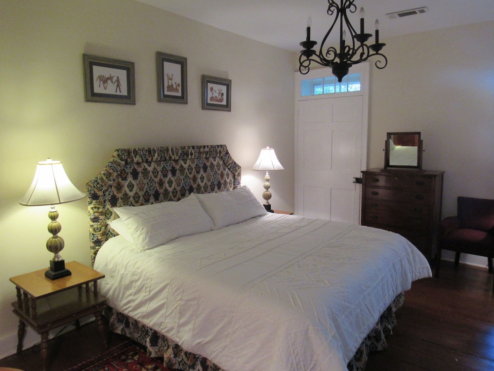 Natchez Vacations - Concord Quarters - Property Image 5