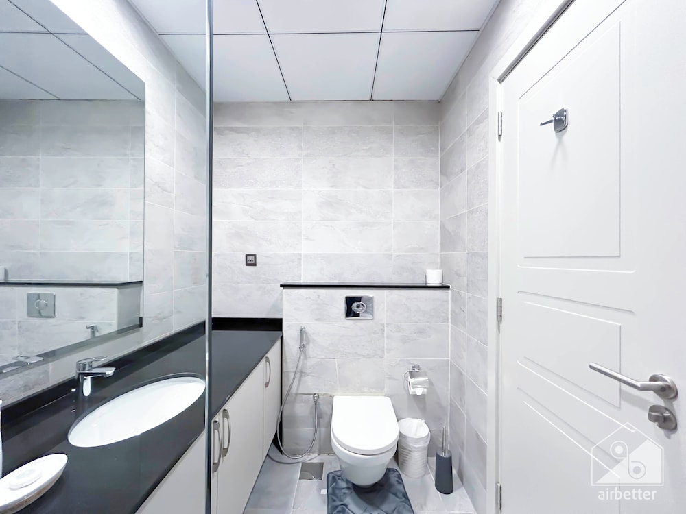 Your Perfect Meydan Getaway: 1B Polo Residence C3