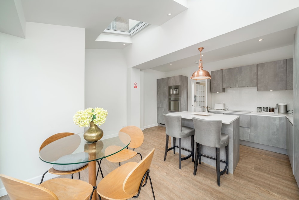 Elegant 3Bedroom Retreat