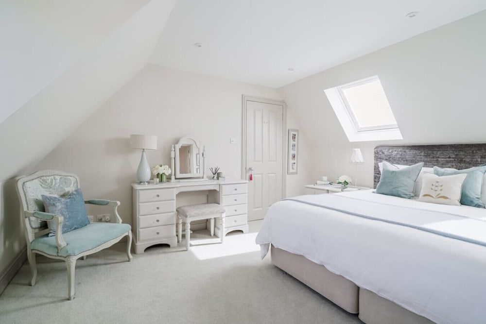 April Lodge in Sunningdale