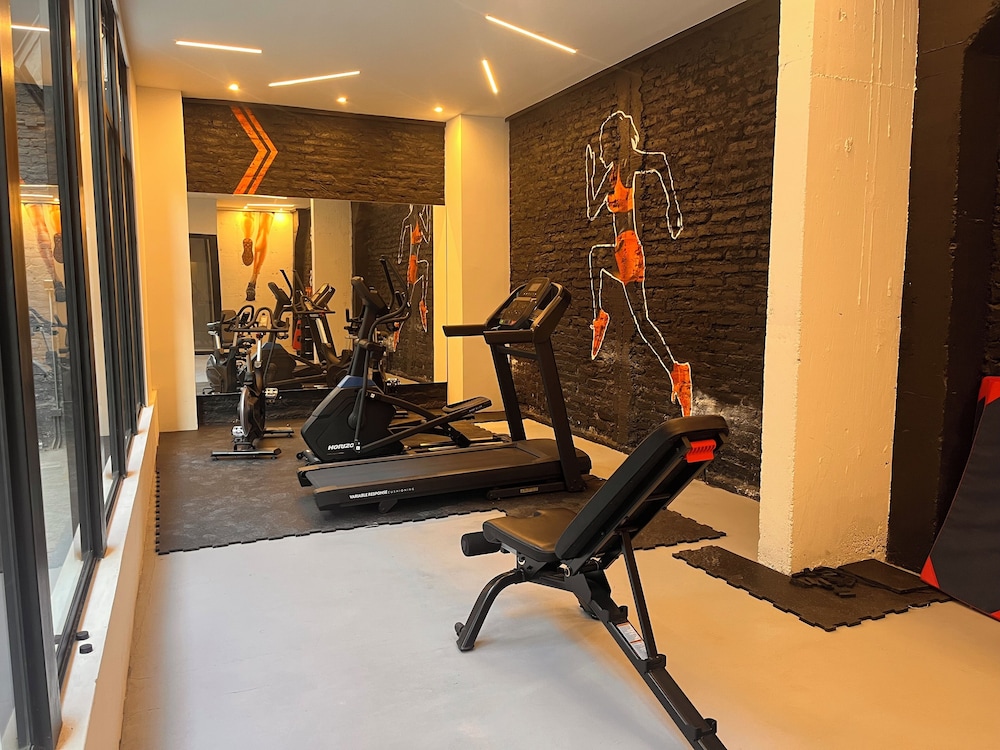 Oceana Suites Carmen