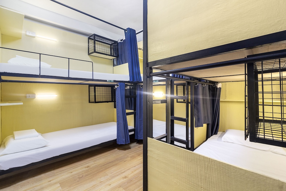 Nomads Hub Coliving Hostel Cebu view 5