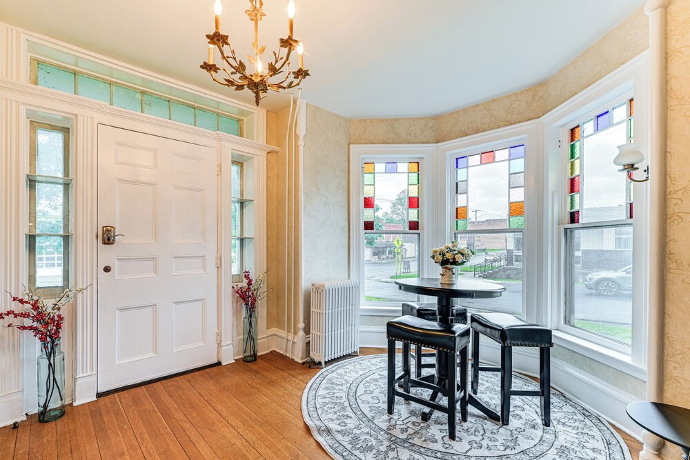 Near Lake & Wineries: Spacious Union Springs Home!