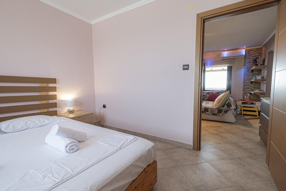 Tasos Apartment by Travel Pro Services