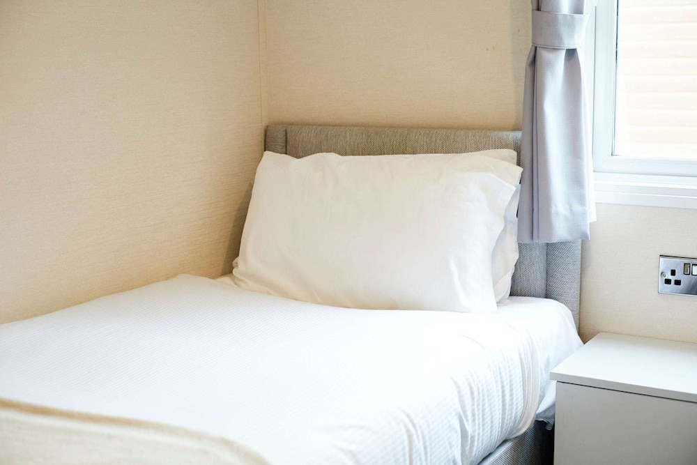 Host Stay Lucas Lodge