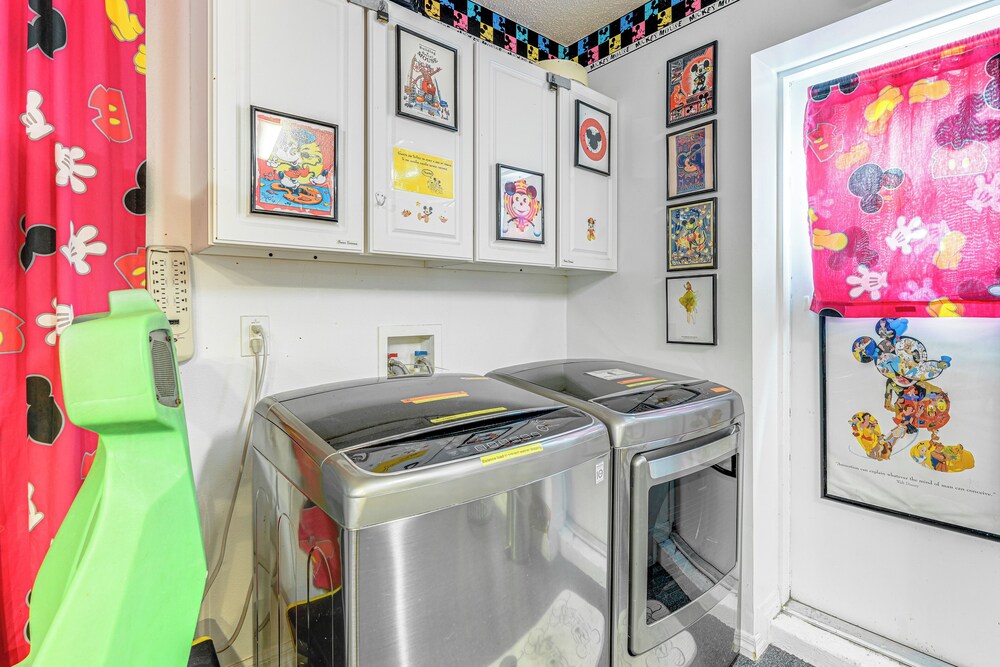 3 Mi to Disney World: Poolside Oasis w/ Game Room