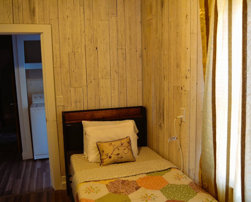 7-bedroom Retreat Sleeps 13