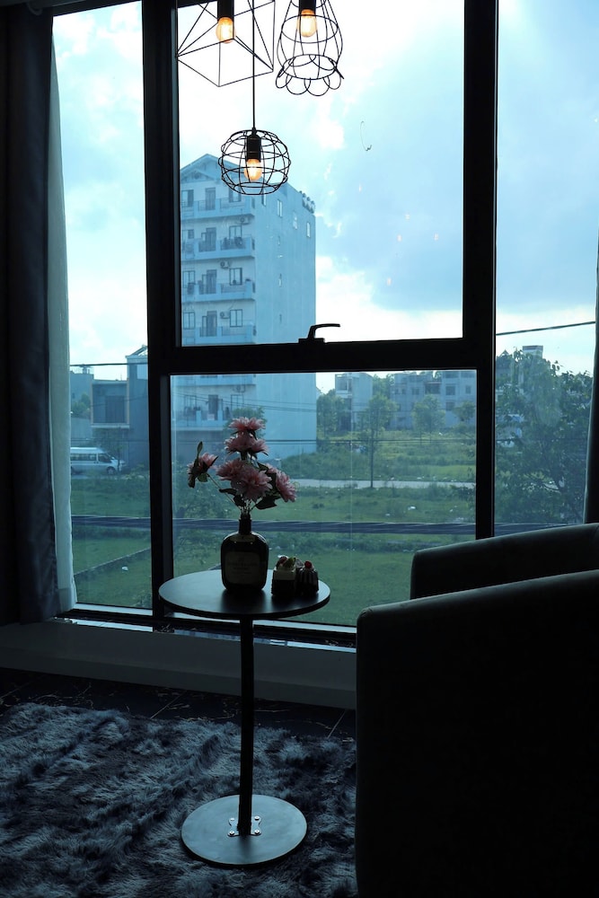 The Grand Diamond C Hotel