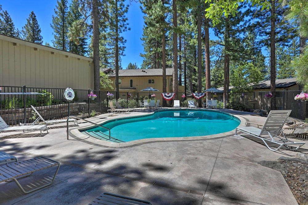 Lake Tahoe Vacations - Tahoe Condo  1 Mi to Diamond Peak Ski Resort! - Property Image 6