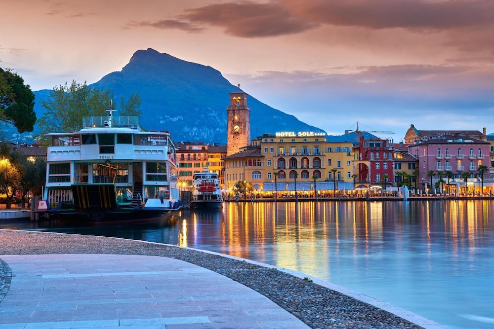 Hotel Appartamento Villa Lina - Image 1