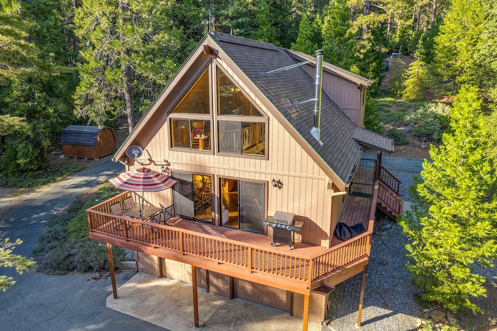 Secluded Cabin Near Kirkwood Ski Resort w/ Hot Tub view 5