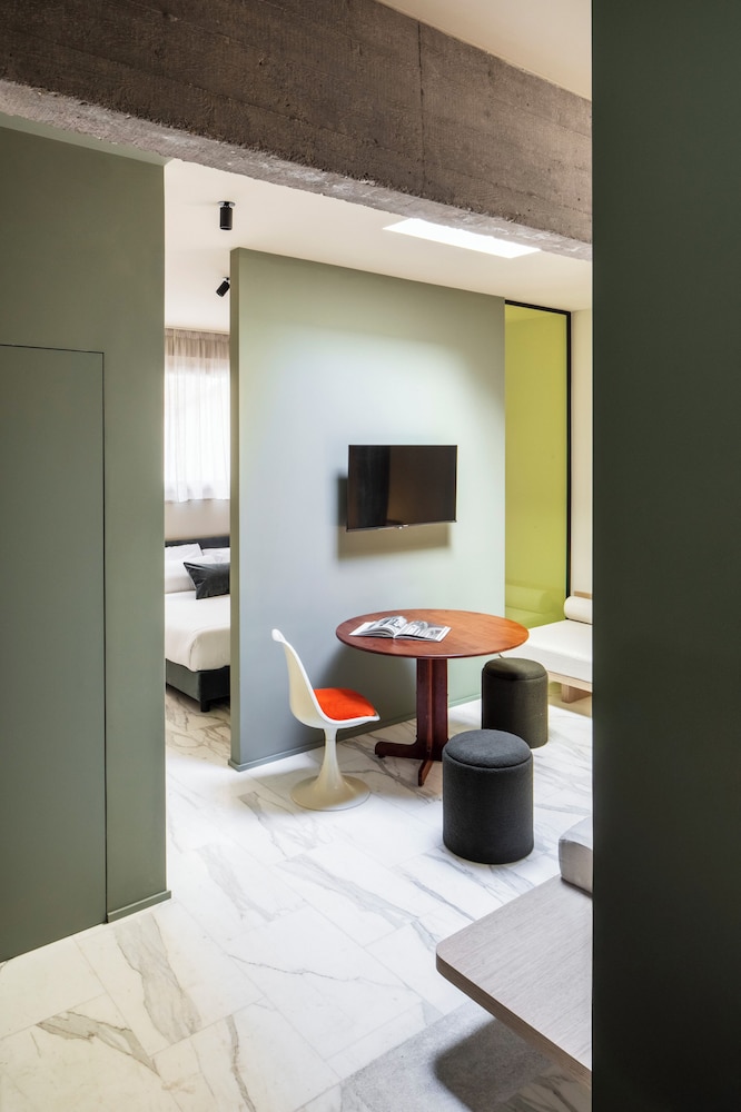 Atel Guest House
