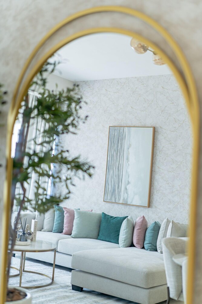 Iconic 2BR in Skycourt Dubailand