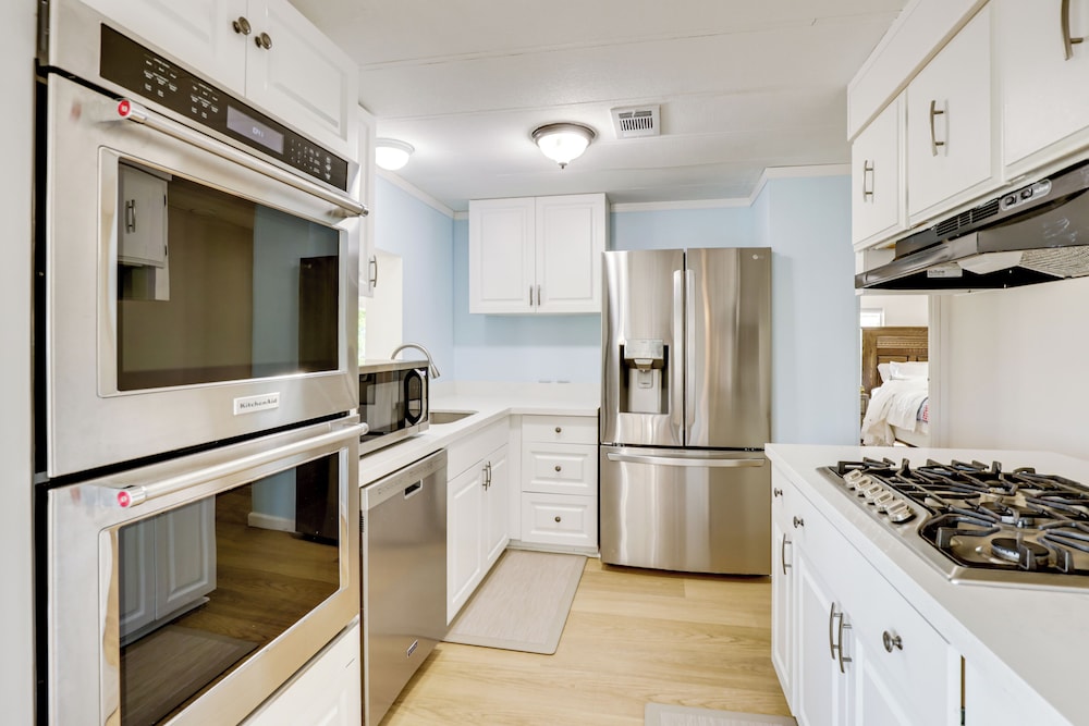 Fish & Boat On-site! Waterfront Florida Keys Home