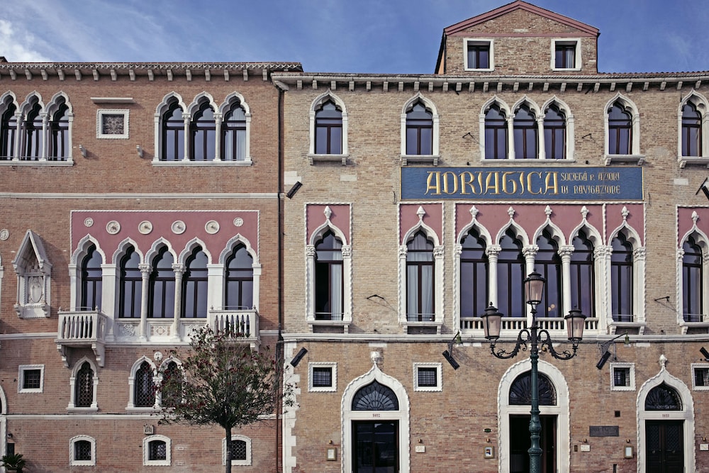 Il Palazzo Experimental-0