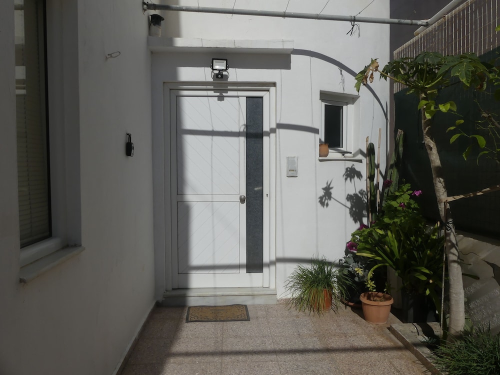 AMZ Apartments