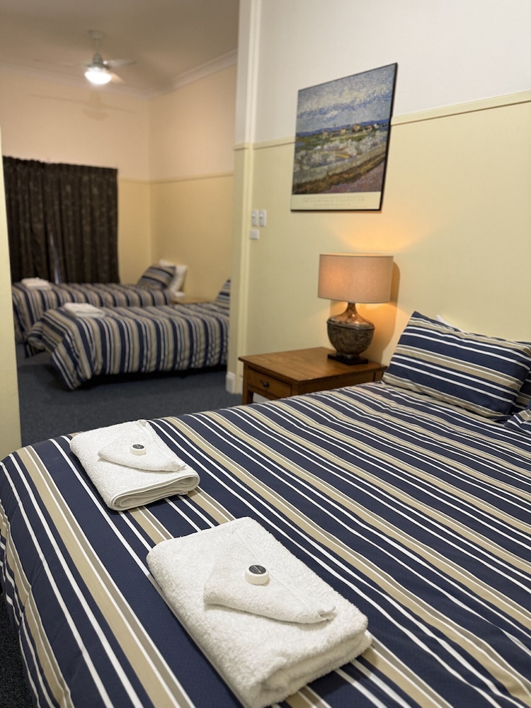 Bendemeer Hotel